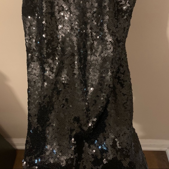 NWT Fashion Nova Cut Out Mini Sequin Dress- Medium - Picture 8 of 8